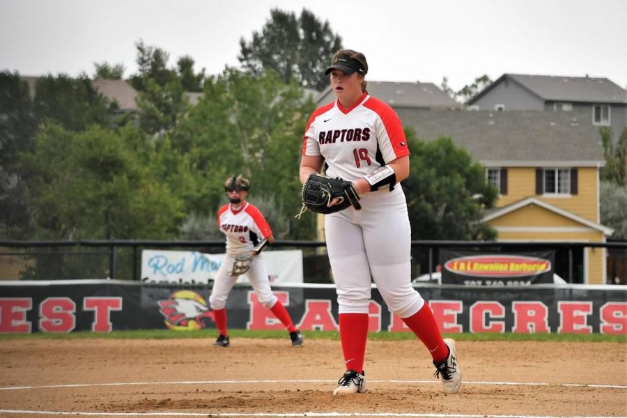 Alex Hendrian ready to pitch the ball.