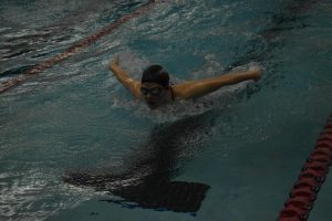 Team captain, Evelyn Gustin, competing during 
Thursdays meet. 